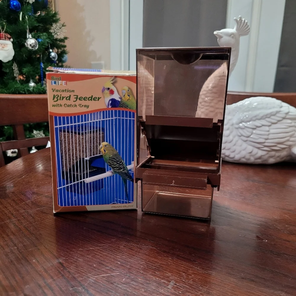 Vacation Bird Feeder